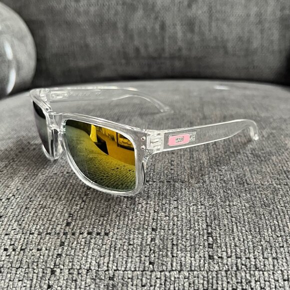 Oakley Holbrook Sunglasses 009102 Reflective Gold Lenses - Picture 2 of 12